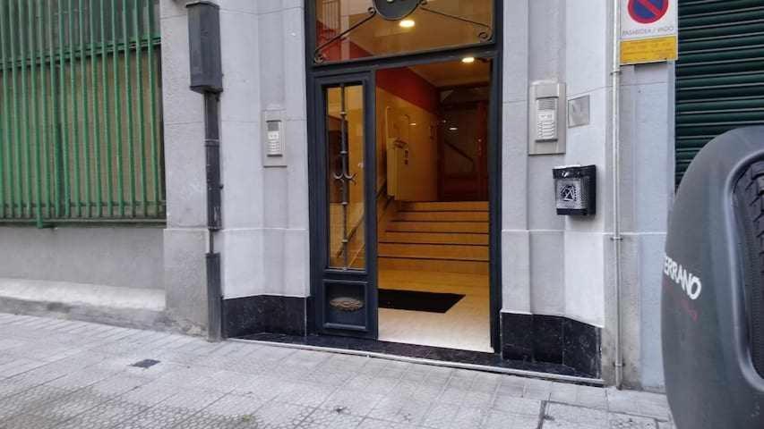 דירות בילבאו Deusto Piso Wifi Internet T V Y Garaje מראה חיצוני תמונה